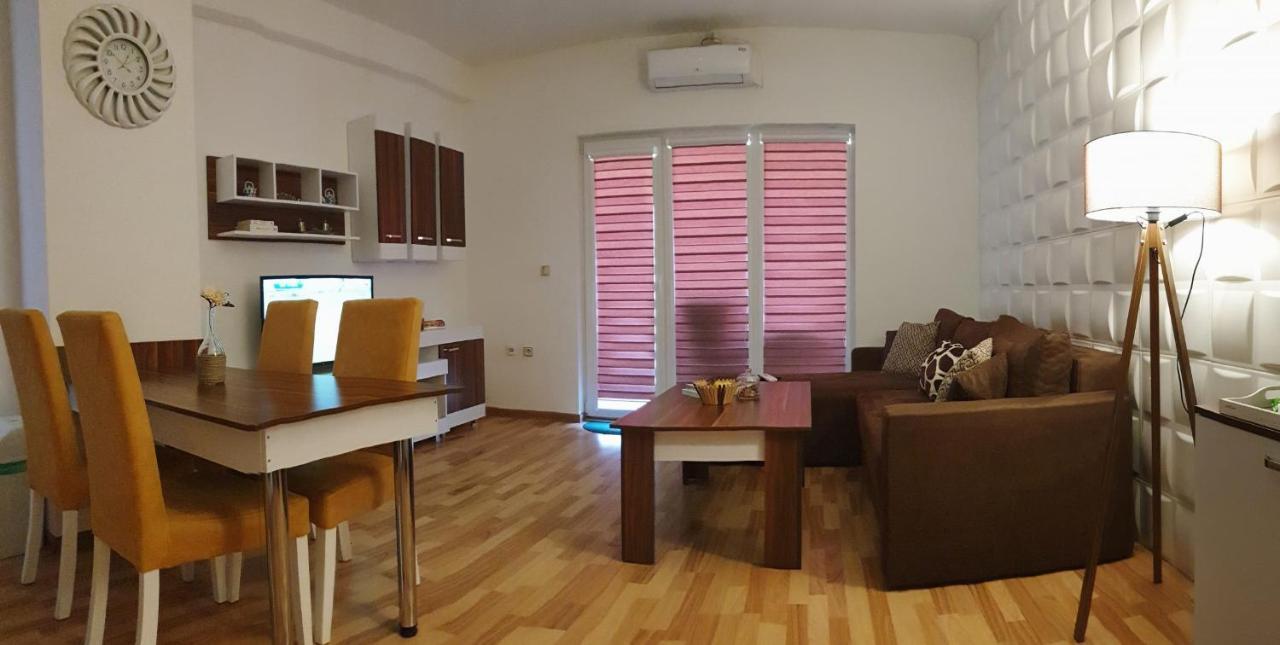 Sky Apartments สตรูมิตซา ภายนอก รูปภาพ